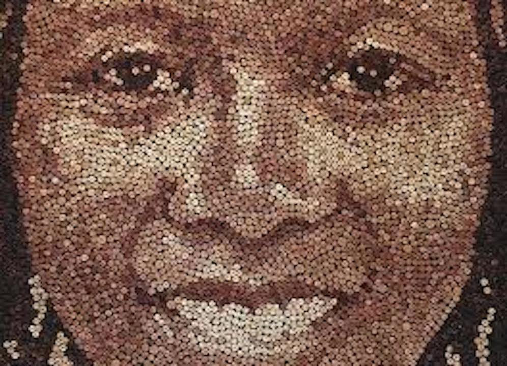 Scott Gundersen: making giant wine cork portraits